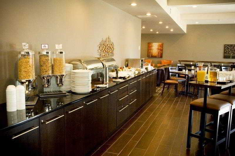 Best Western Plus Bridgewater Hotel & Convention Centre Restaurant foto